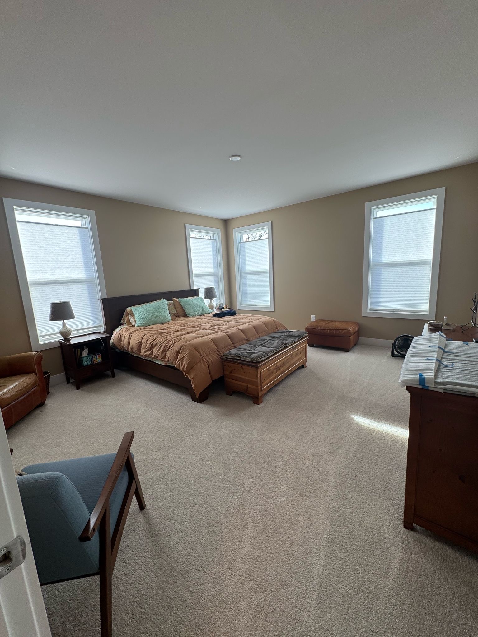 Clean bedroom